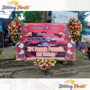 bunga papan wedding Bintang Florist Surabaya