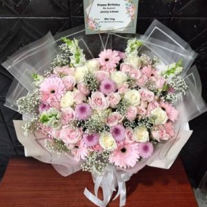 Hand Buket Bunga Bintang Florist Surabaya